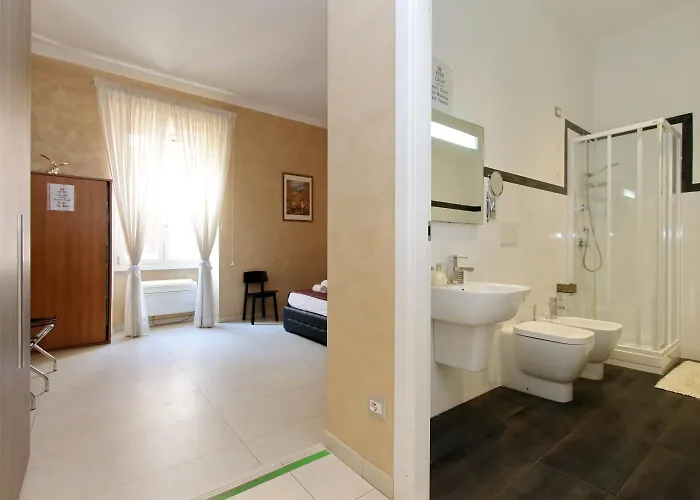 לינה וארוחת בוקר Domus Gallo 4*